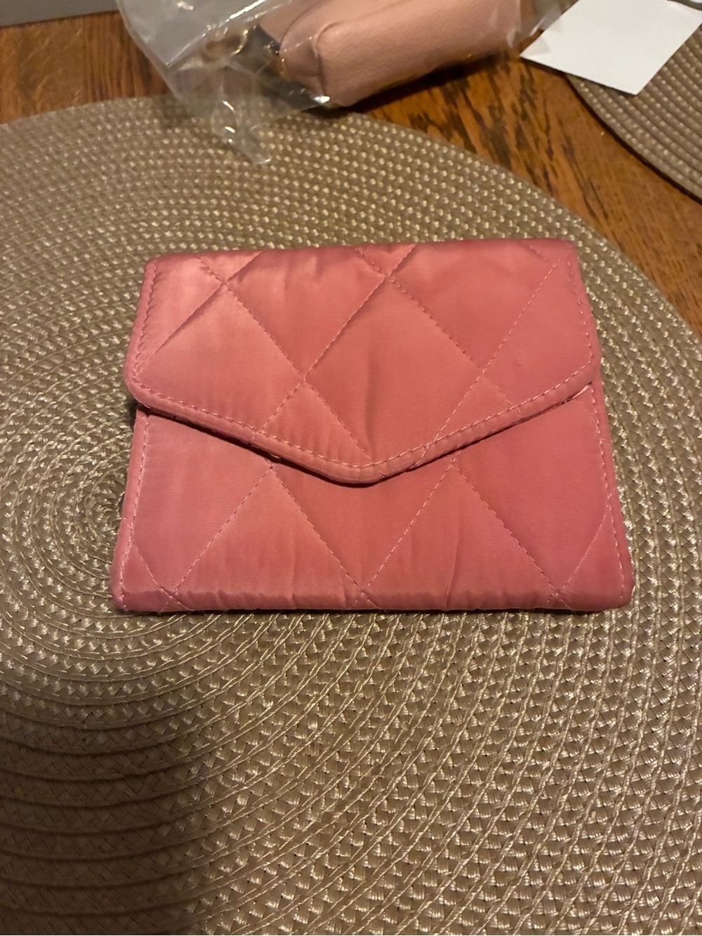 Vera Bradley RFID Quilted Trifold Wallet Blush Pink Floral NWOT